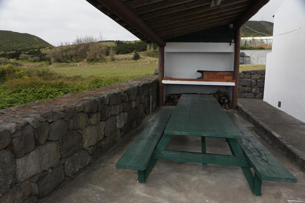 Casa Capelinhos Pensionat Capelo Exteriör bild